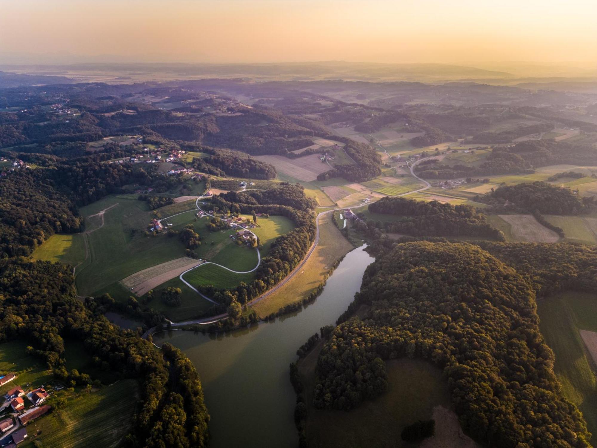 Falkensteiner Premium Camping Lake Blagus Sveti Jurij ob Scavnici Exterior photo