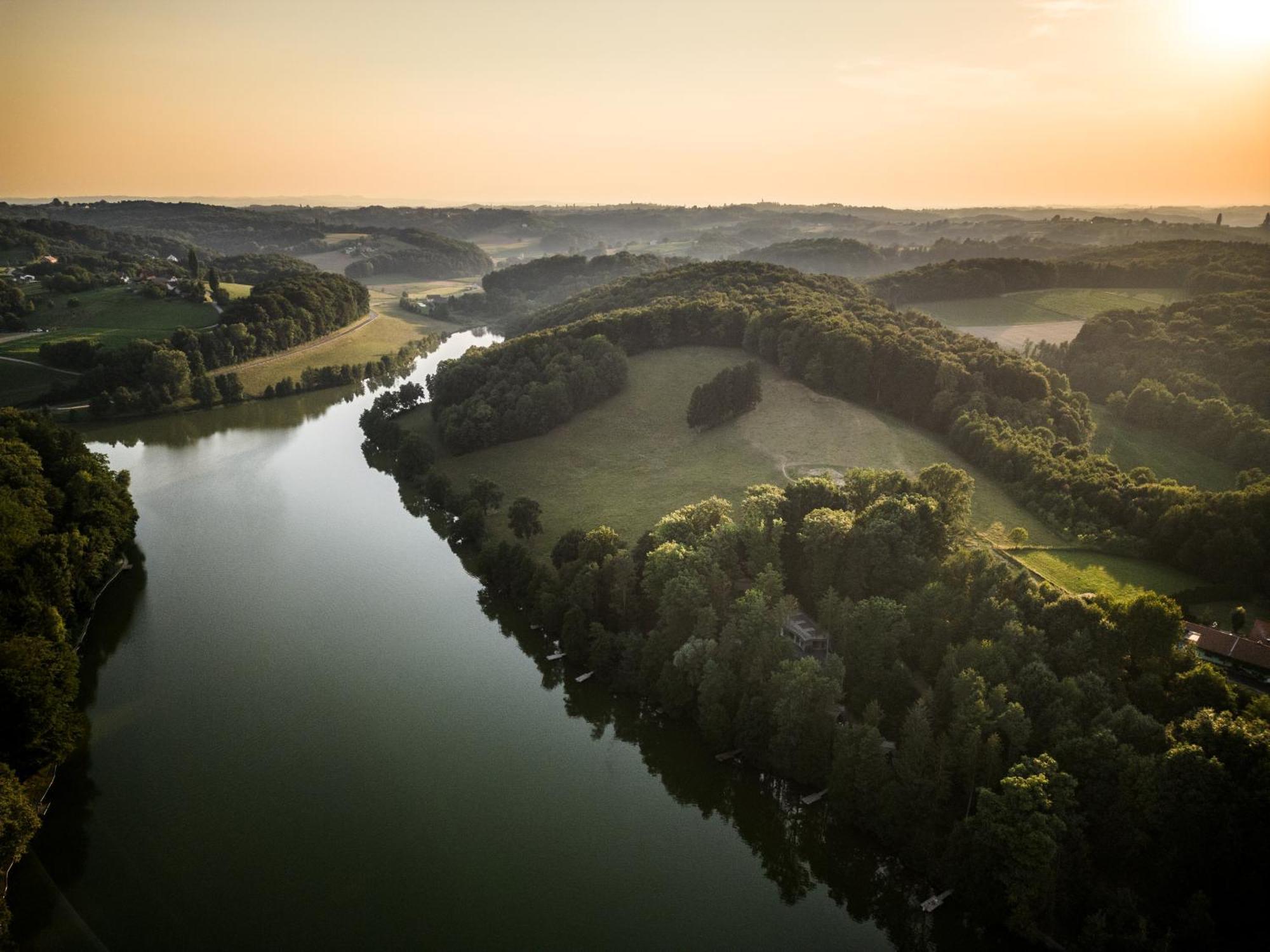 Falkensteiner Premium Camping Lake Blagus Sveti Jurij ob Scavnici Exterior photo